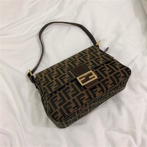 baguette bag Fendi vintage